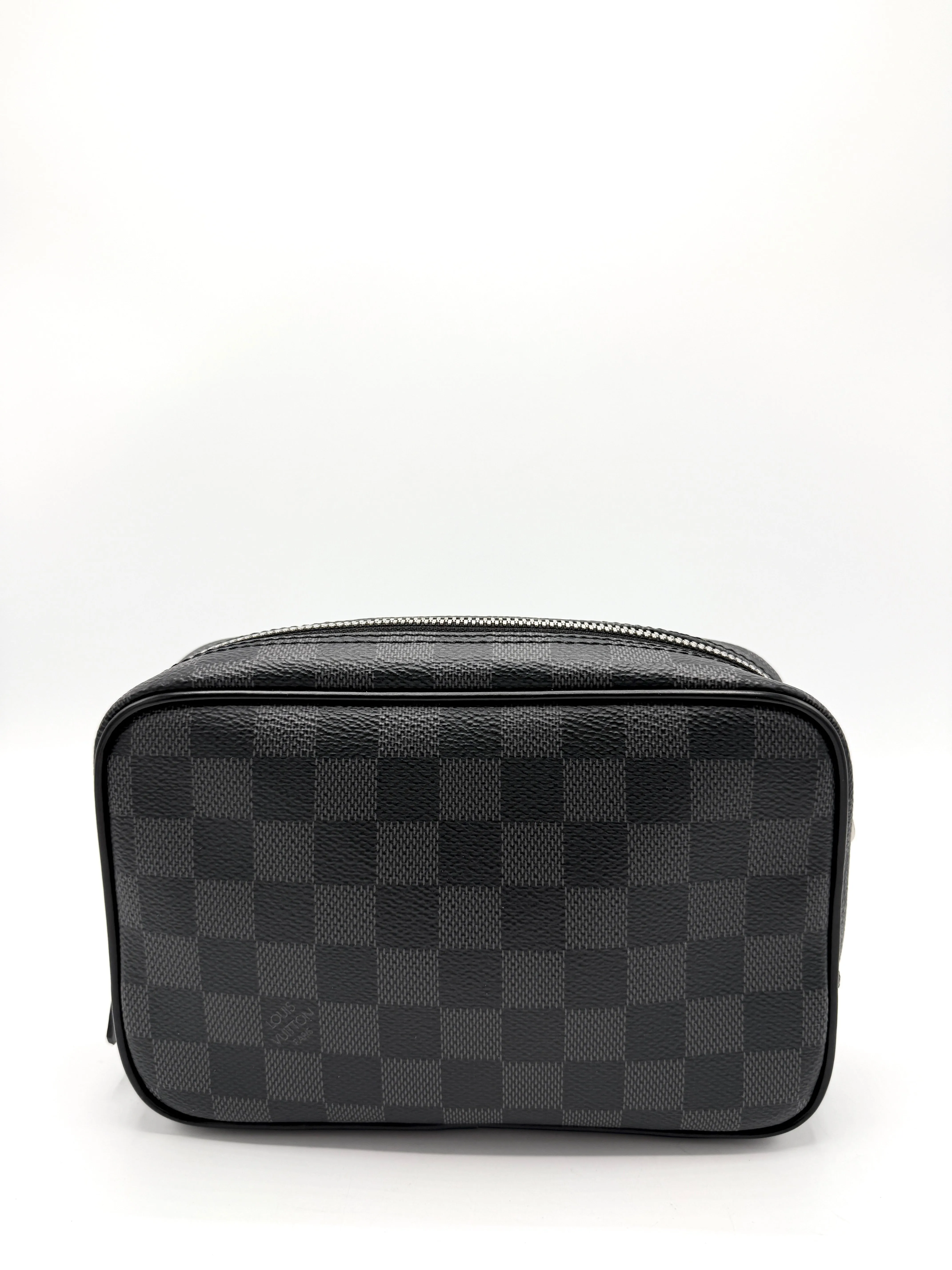 Damier Graphite Toiletry Pouch 20