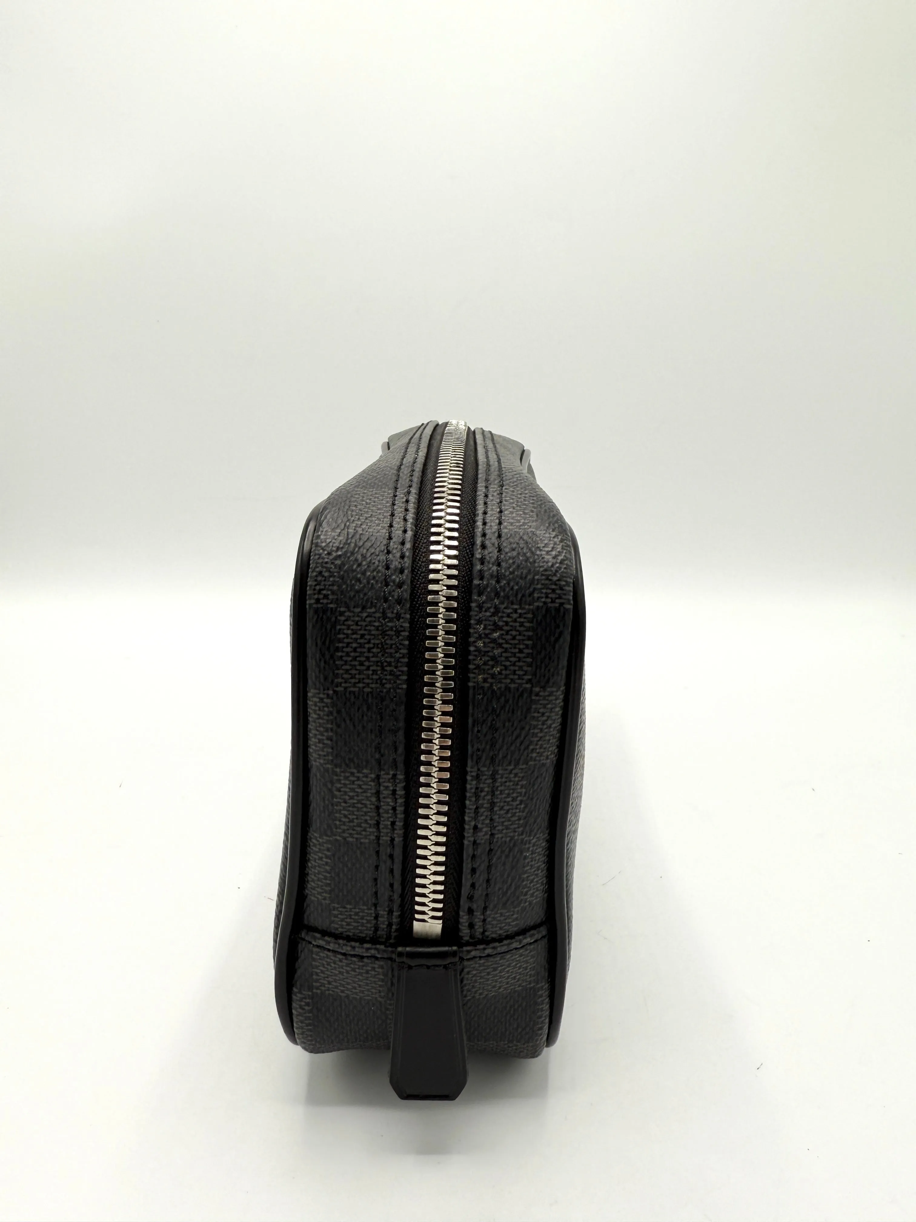 Damier Graphite Toiletry Pouch 20