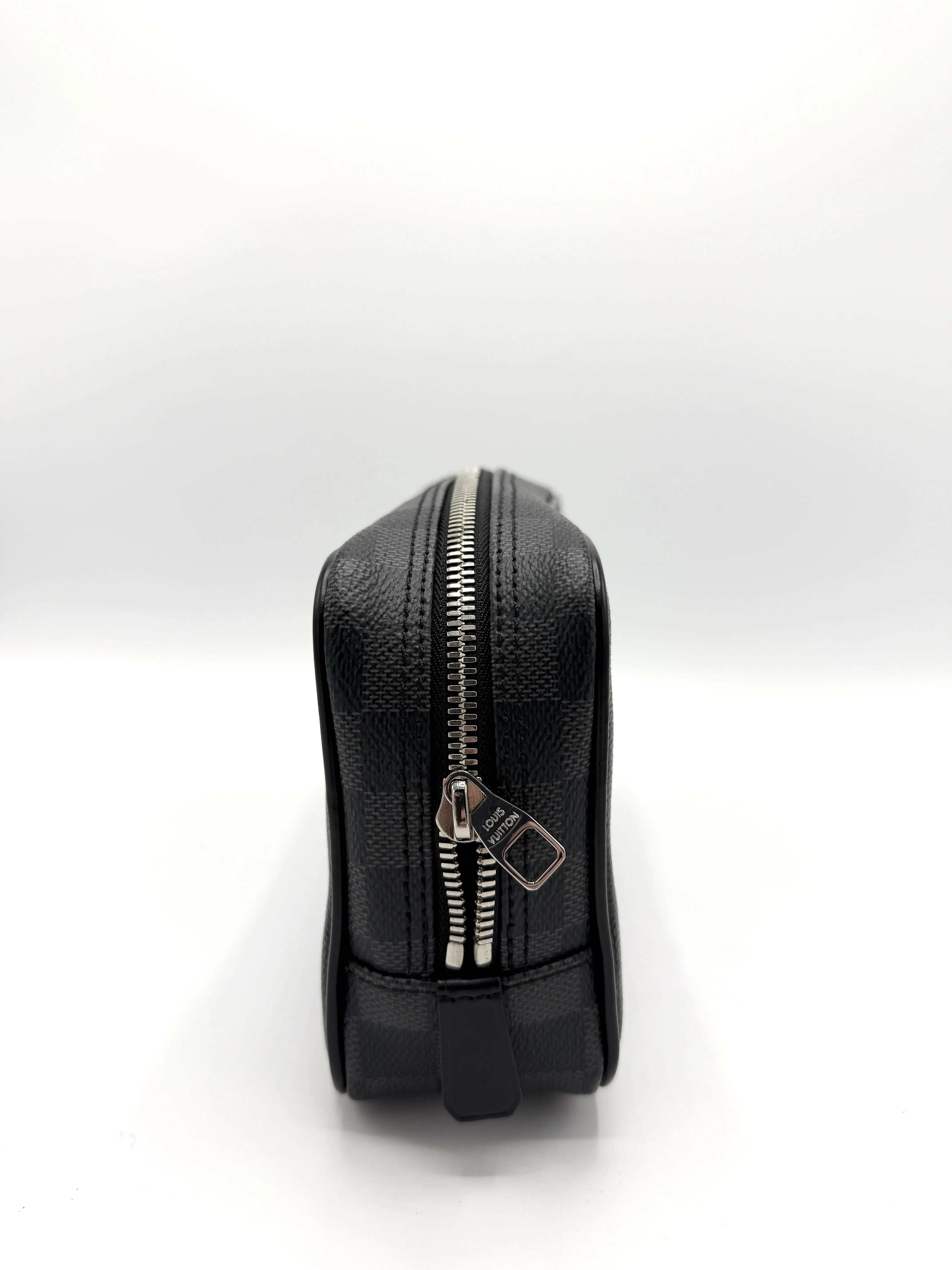 Damier Graphite Toiletry Pouch 20