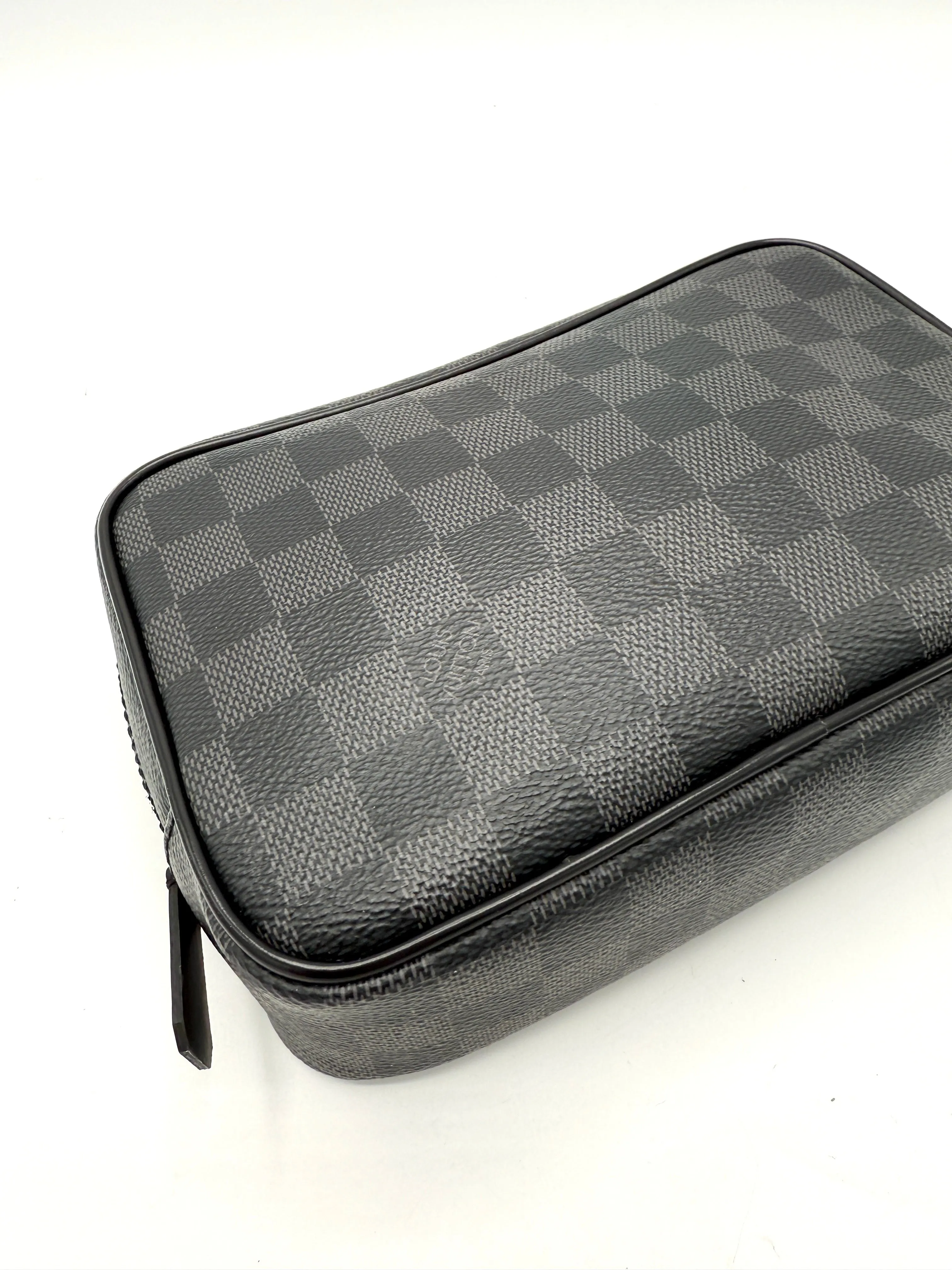 Damier Graphite Toiletry Pouch 20