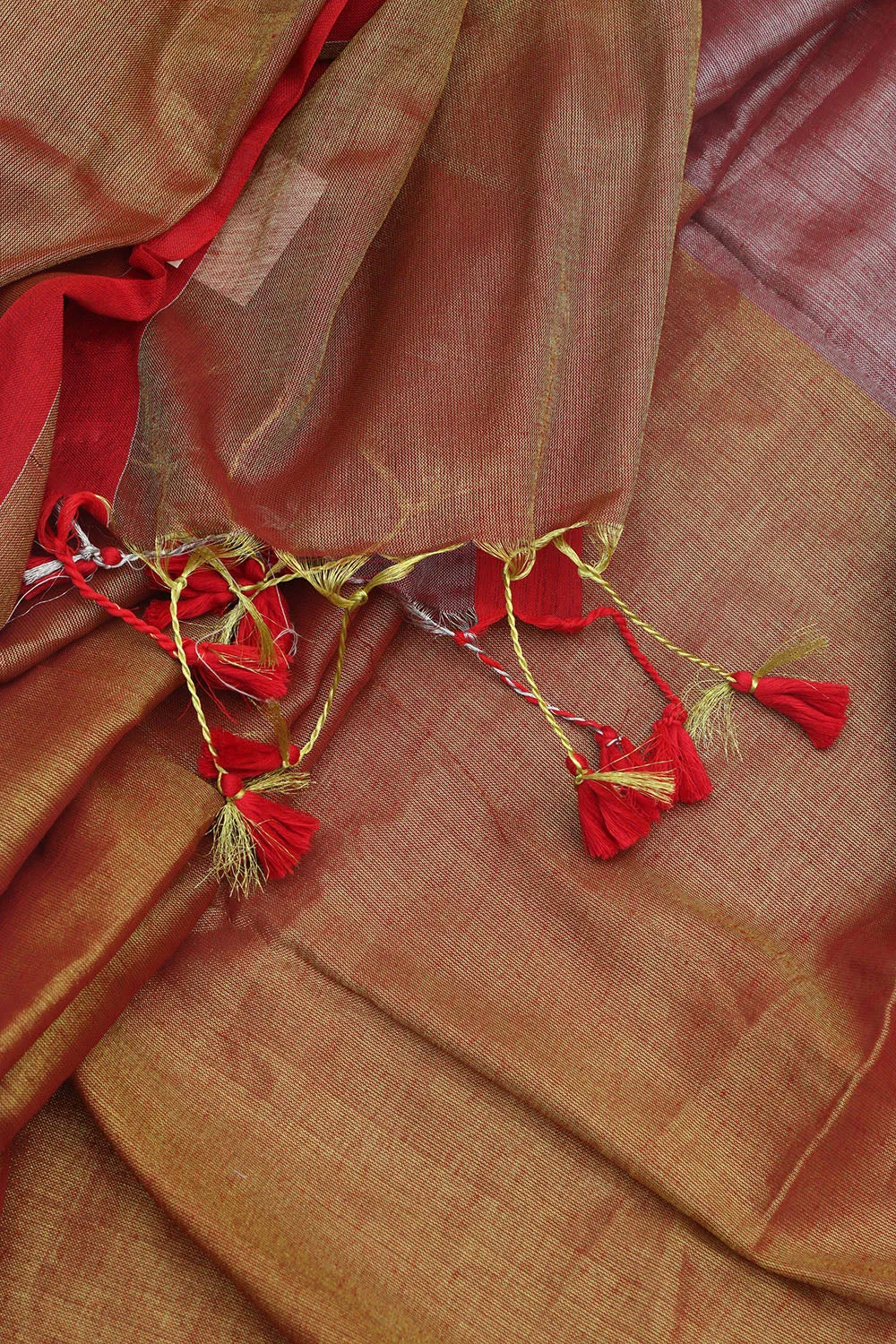 Stunning Pink & Gold Bengal Saree - Elegant & Timeless
