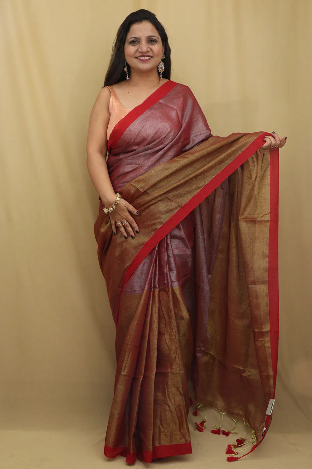 Stunning Pink & Gold Bengal Saree - Elegant & Timeless